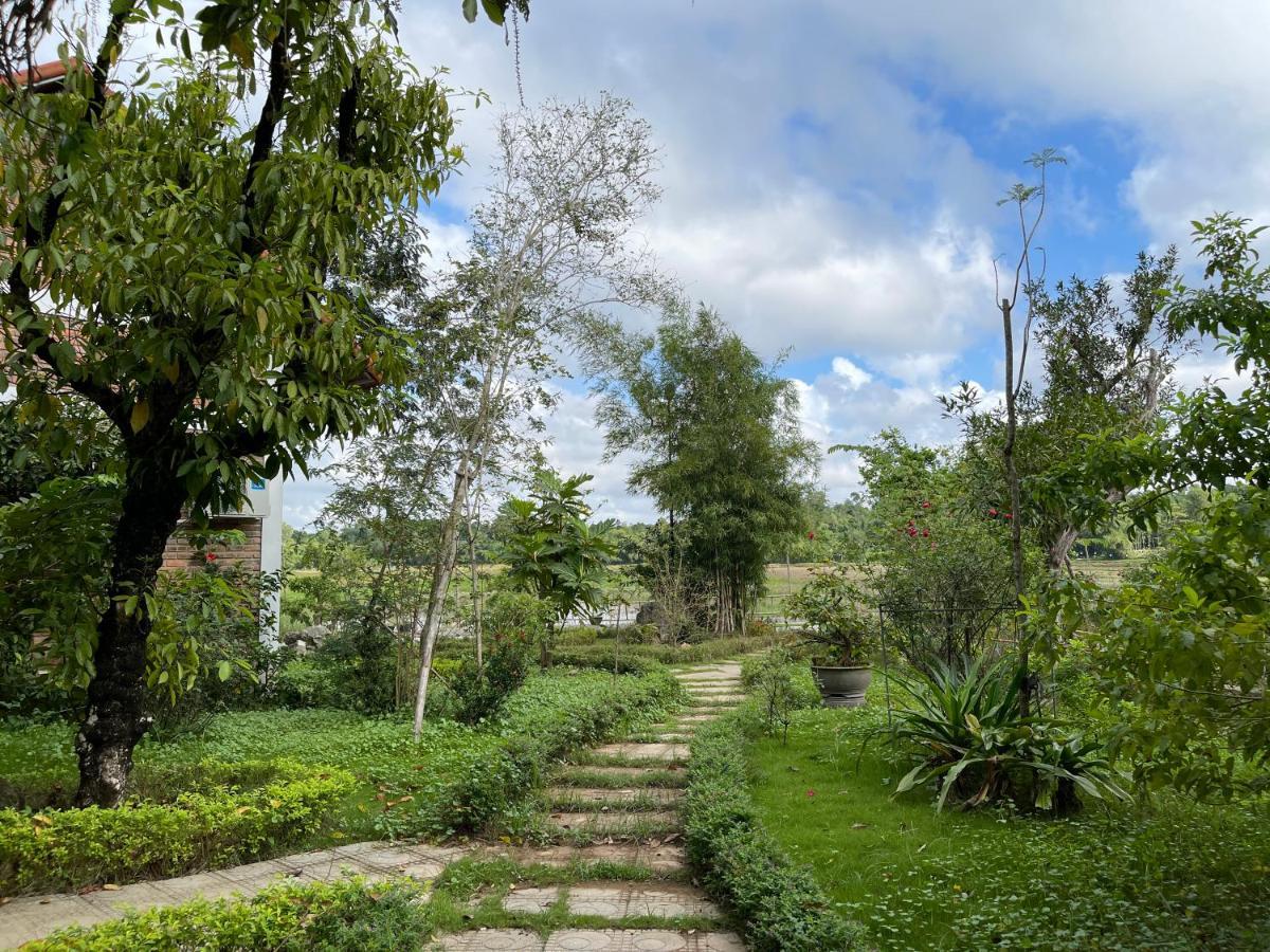 Lodge Son Garden